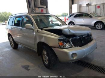  Salvage Toyota Highlander