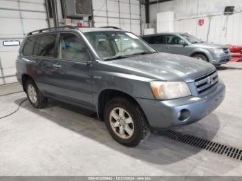  Salvage Toyota Highlander