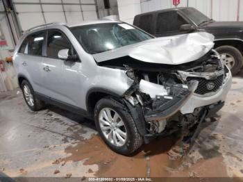  Salvage Kia Sorento