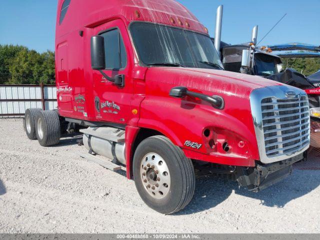  Salvage Freightliner Cascadia 125