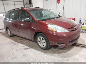  Salvage Toyota Sienna