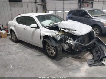  Salvage Dodge Avenger