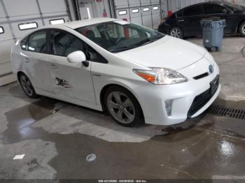  Salvage Toyota Prius