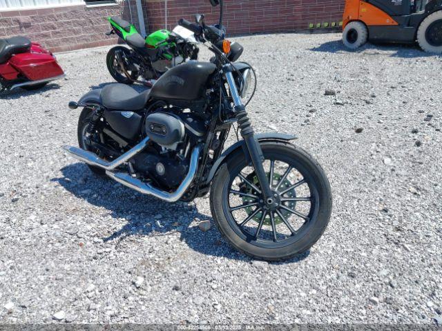  Salvage Harley-Davidson Xl883