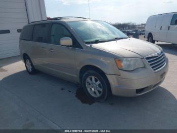  Salvage Chrysler Town & Country