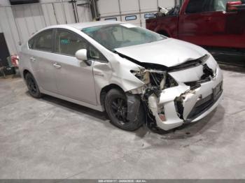  Salvage Toyota Prius