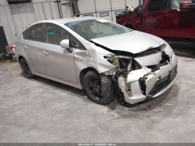  Salvage Toyota Prius