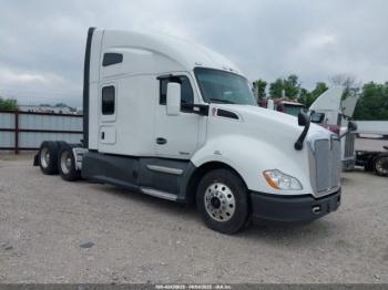  Salvage Kenworth T680