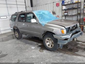  Salvage Toyota 4Runner