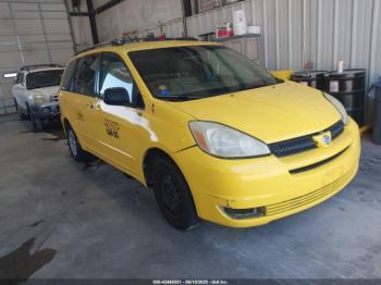  Salvage Toyota Sienna