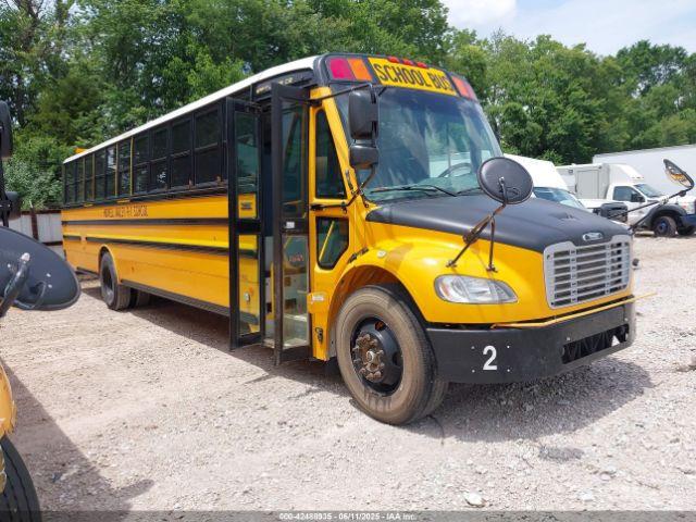  Salvage Freightliner Chassis