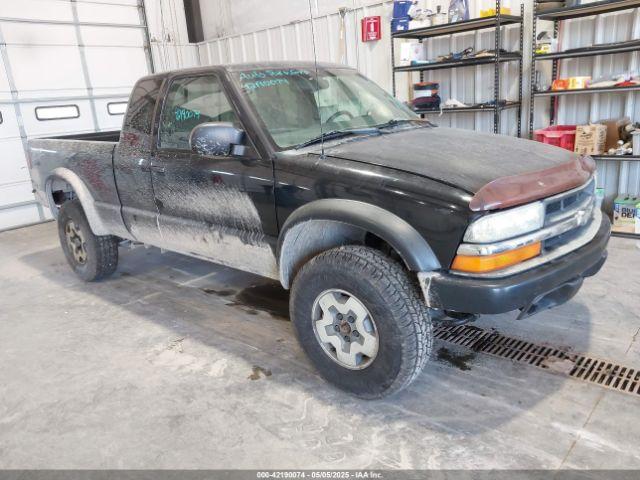  Salvage Chevrolet S-10