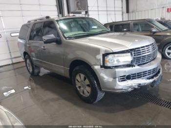  Salvage Lincoln Navigator
