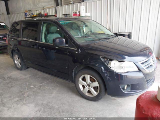 Salvage Volkswagen Routan