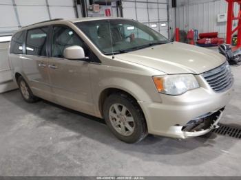  Salvage Chrysler Town & Country