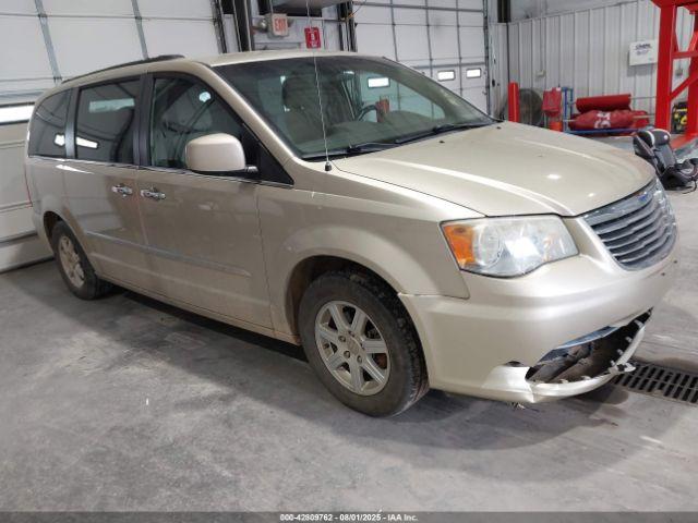  Salvage Chrysler Town & Country