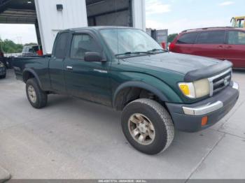  Salvage Toyota Tacoma