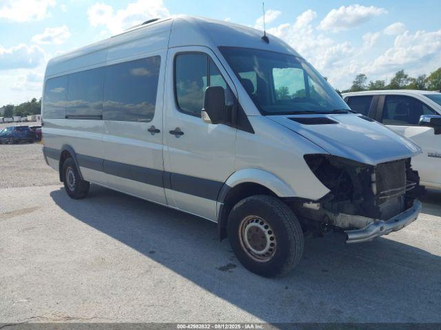  Salvage Mercedes-Benz Sprinter 2500