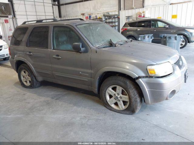 Salvage Ford Escape