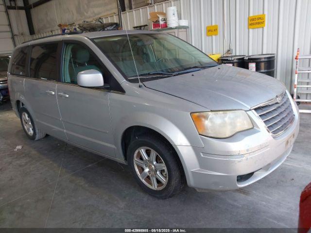  Salvage Chrysler Town & Country