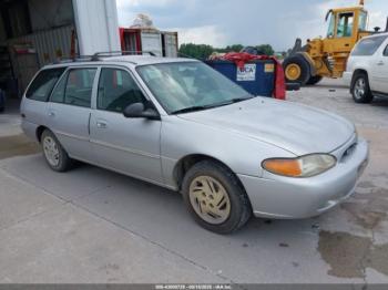  Salvage Ford Escort