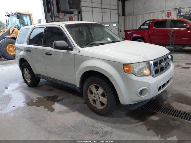 Salvage Ford Escape