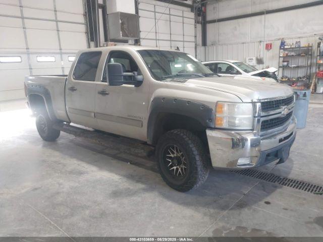  Salvage Chevrolet Silverado 2500
