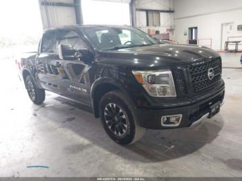  Salvage Nissan Titan
