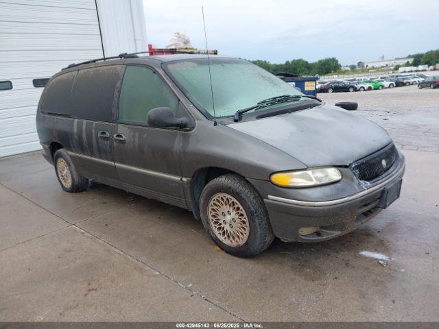 Salvage Chrysler Town & Country