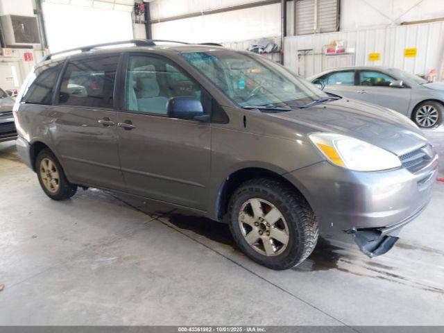  Salvage Toyota Sienna
