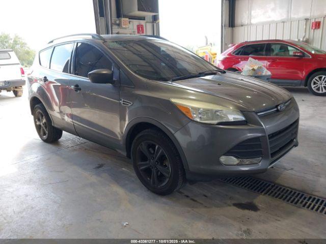 Salvage Ford Escape