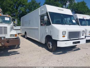  Salvage Freightliner Chassis