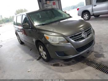  Salvage Volkswagen Routan