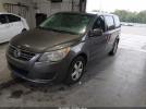 Volkswagen Routan Se Image 11