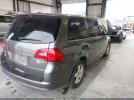 Volkswagen Routan Se Image 7