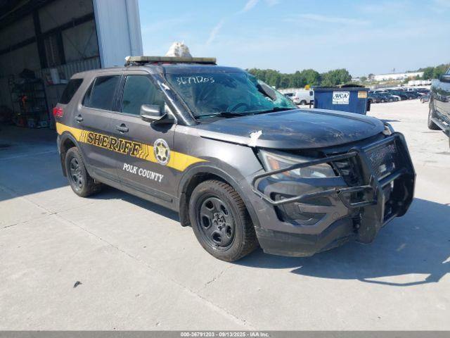  Salvage Ford Utility Police Intercepto