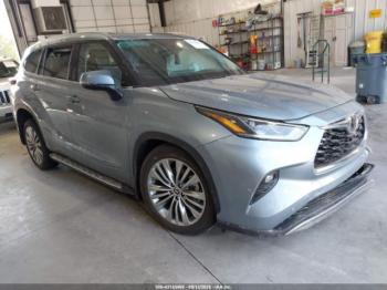  Salvage Toyota Highlander