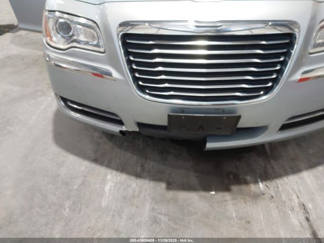 Chrysler 300 Motown Image 6