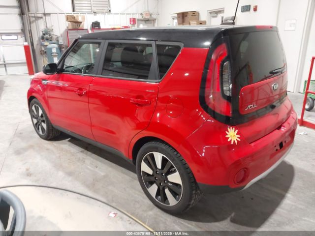 Kia Soul + Image 9