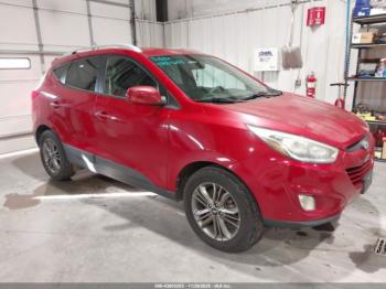  Salvage Hyundai TUCSON