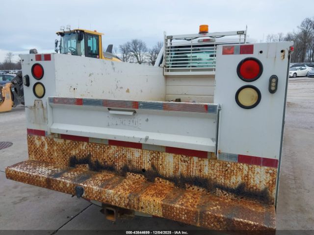 Ford F-250 Xl Image 5