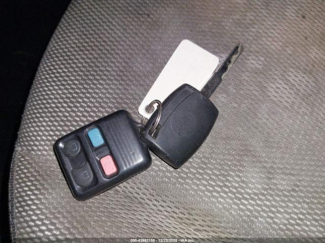 Ford Focus Se Image 8