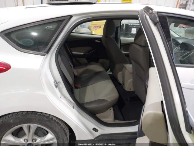 Ford Focus Se Image 10