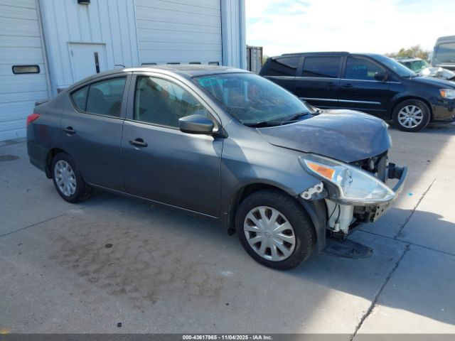 Nissan Versa 1.6 S+ Image 1