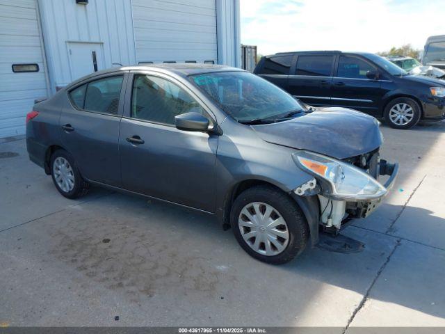  Salvage Nissan Versa
