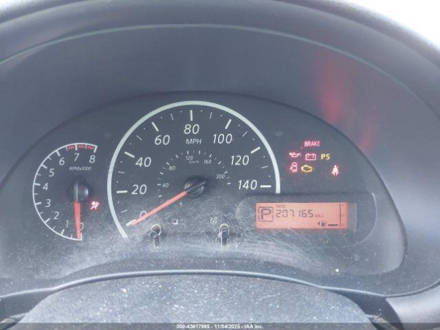 Nissan Versa 1.6 S+ Image 7