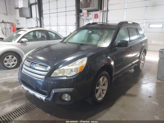 Subaru Outback 2.5i Limited Image 2