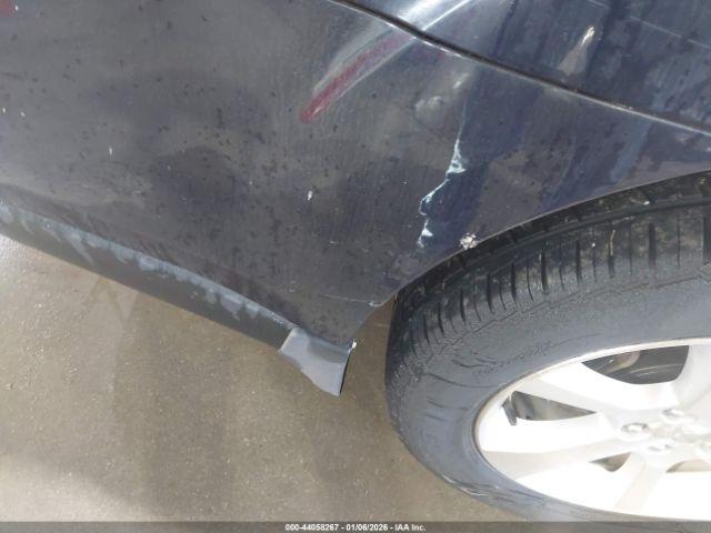 Subaru Outback 2.5i Limited Image 10