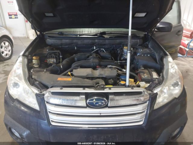 Subaru Outback 2.5i Limited Image 9