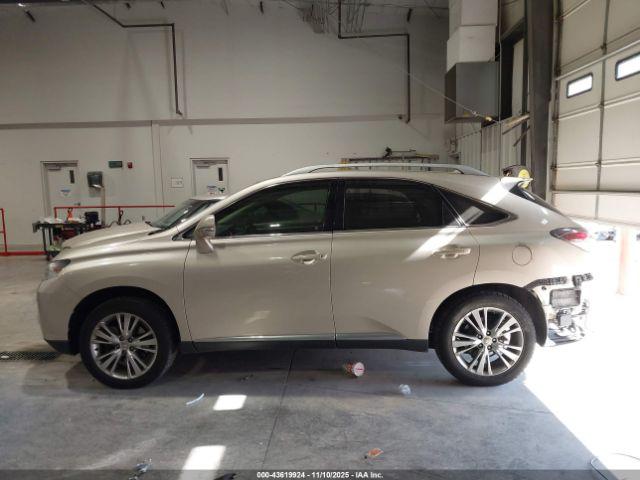 Lexus RX Image 4